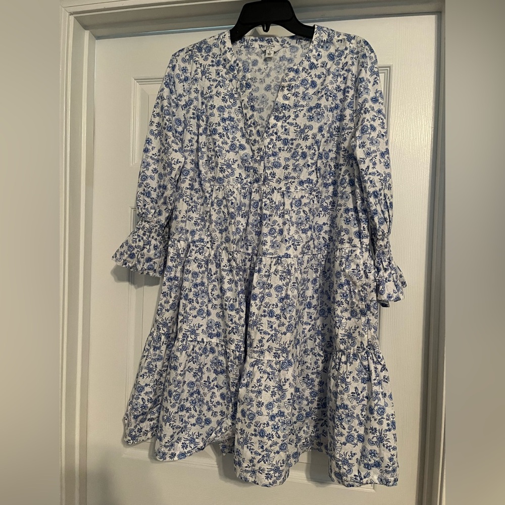 Floral Blue and White Crown & Ivy Dress